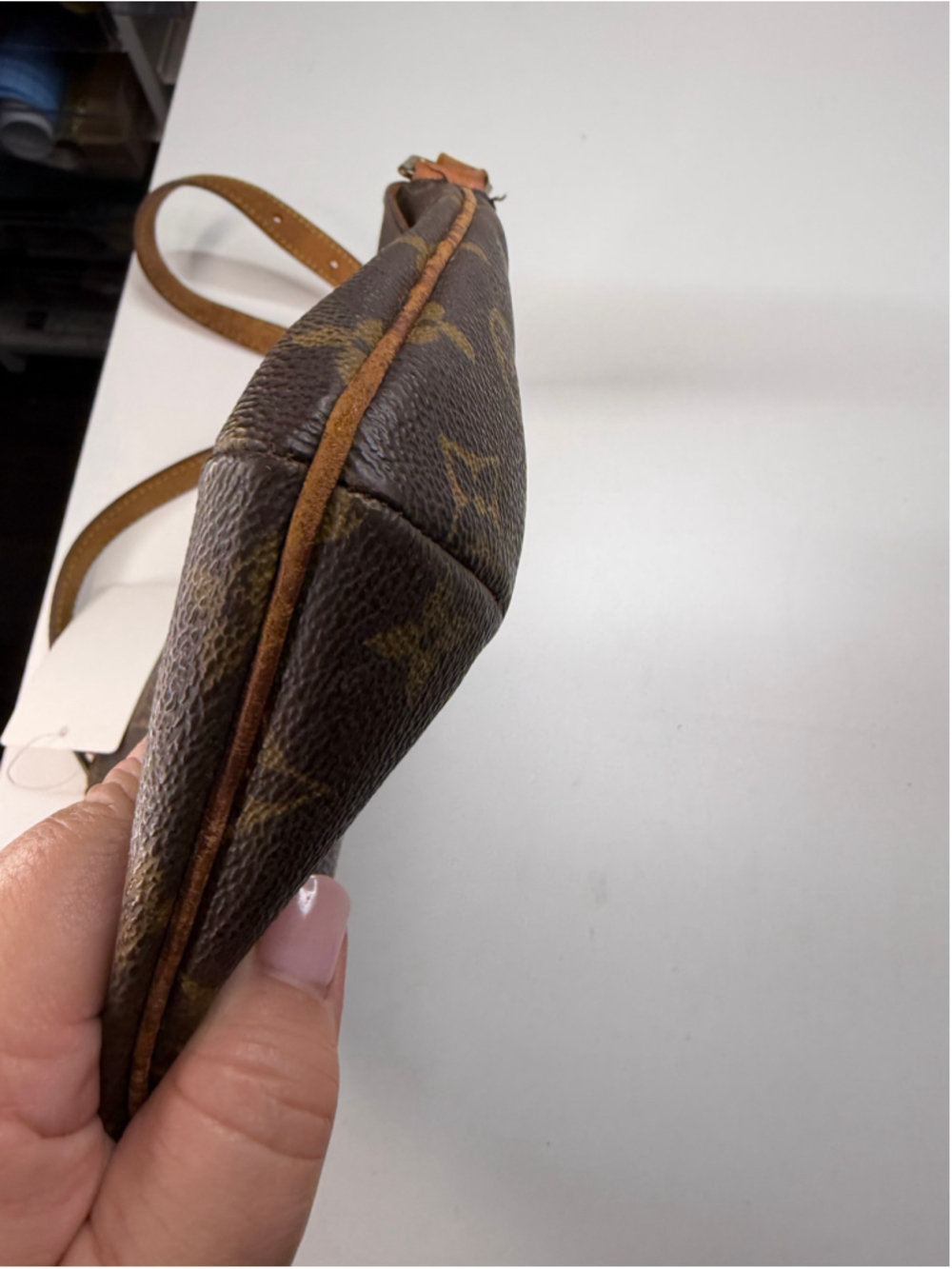 Women's Louis Vuitton Monogram Bag One Size Brown Tan - Picture 5 of 9